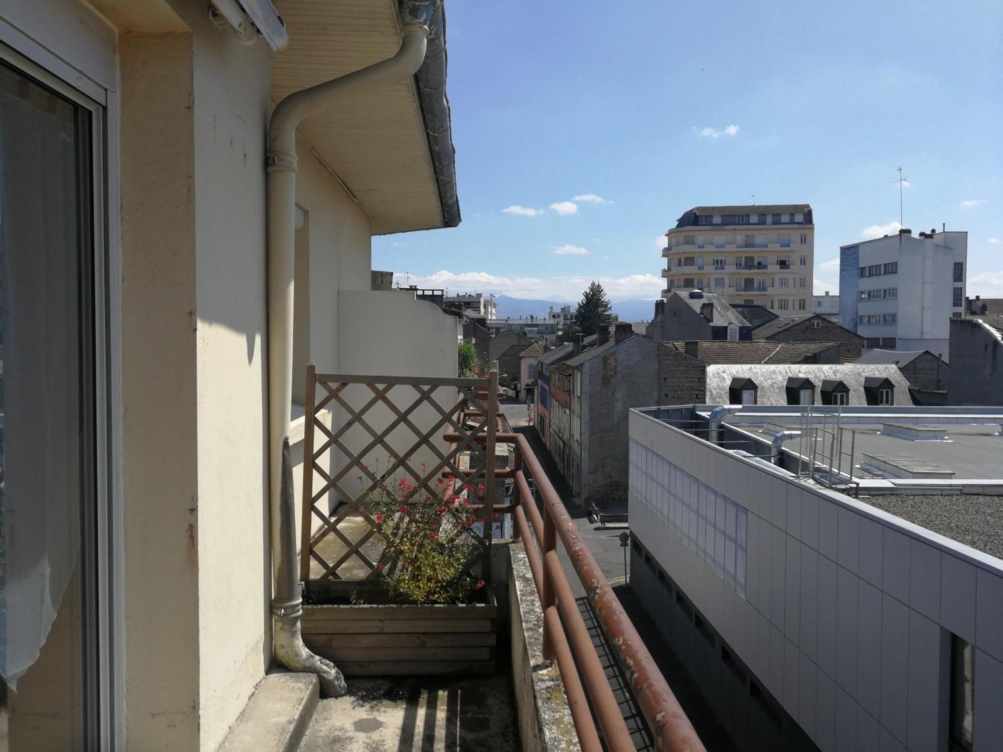 Appartement T4 Lumineux Avec Balcon - 3Eme Etage Sans Ascenseur Tarbes Luaran gambar